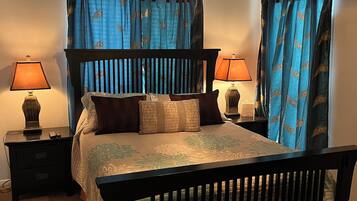 4 slaapkamers, een strijkplank/strijkijzer, gratis wifi, beddengoed