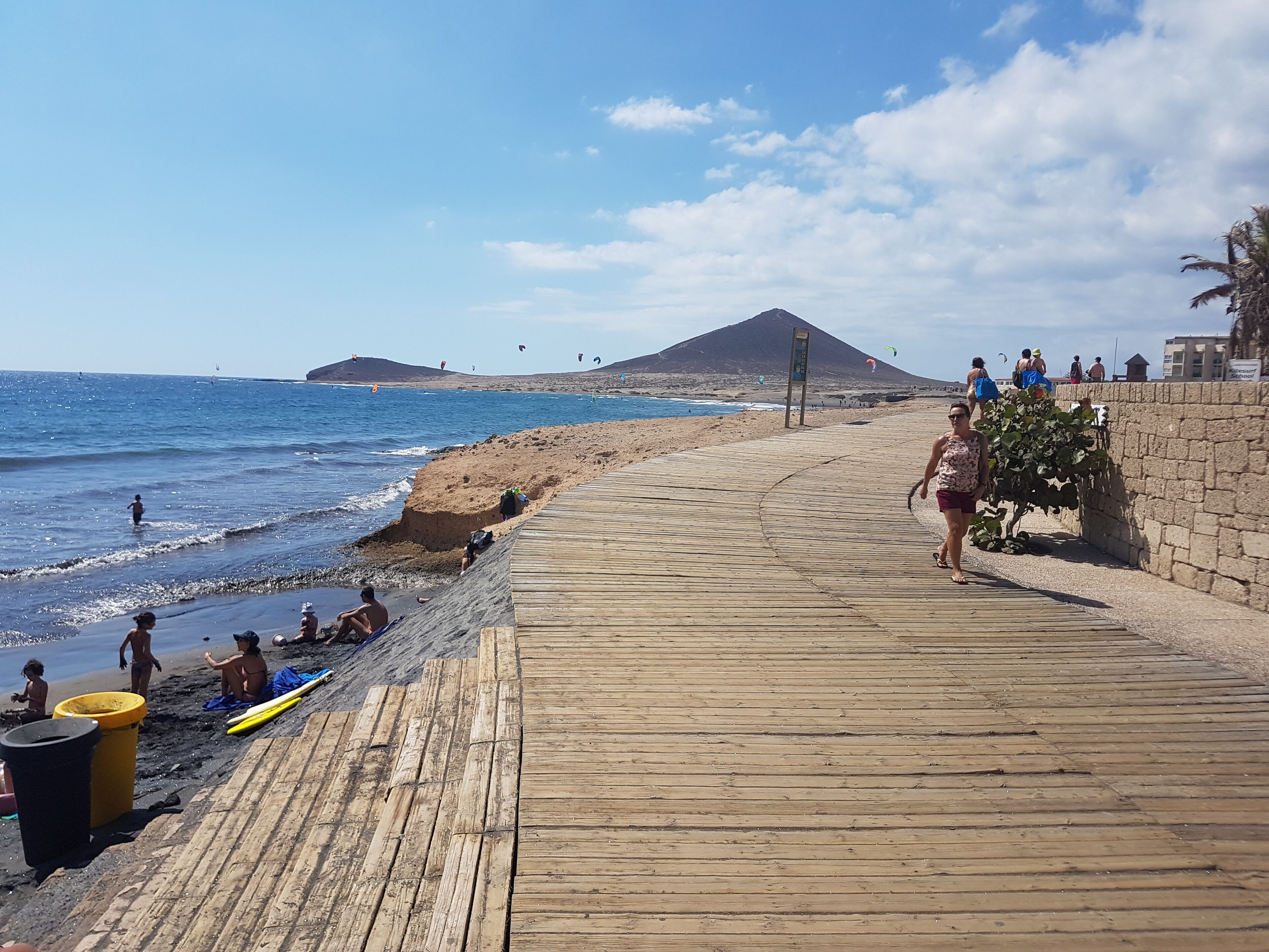 ビーチの近く、ビーチタオル