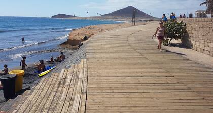 Apartment Barraquito, balcony with sea view, close to the beach, wifi, ideal for surfers