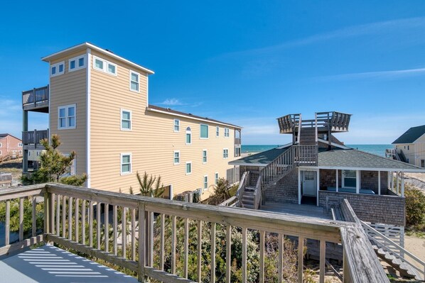 Terrace/patio - 300 - Ocean-Side South Nags Head Rental 3rd Home from Ocean! (Nags Head)