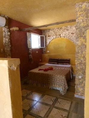 Romantic Triple Room | In-room safe, free WiFi, bed sheets - Djerba Serenity (Djerba Ajim)