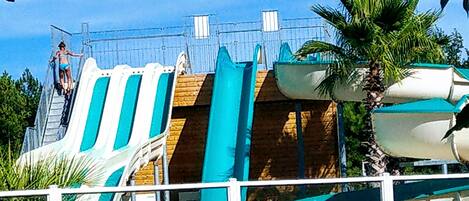 Piscine extérieure, piscine chauffée