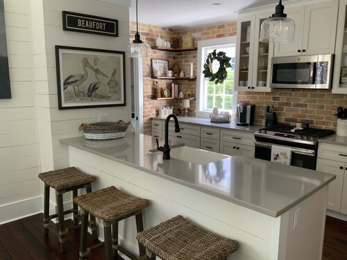 Historic Home Located in historic district of  Beaufort, SC