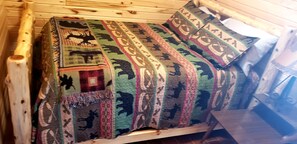 2 bedrooms, bed sheets