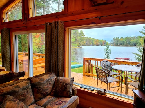 Bayview Cabin on Picturesque Northwoods 7 mile chain of lakes  (All seasons)