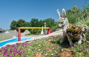 A heated pool - Awesome home in Imotski (Imotski)