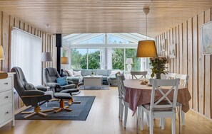 Dining - Gorgeous home in Ebeltoft with kitchen (Ebeltoft)