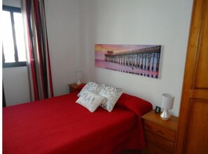 1 camera, ferro/asse da stiro, Wi-Fi, lenzuola