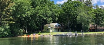 On Lake Winnipesaukee!,Year round house, private beach and great yard