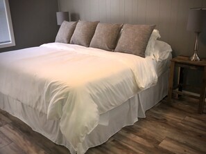 3 slaapkamers, een strijkplank/strijkijzer, wifi, beddengoed