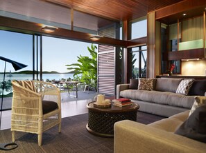 Living area - Yacht Club Villas (Whitsundays)