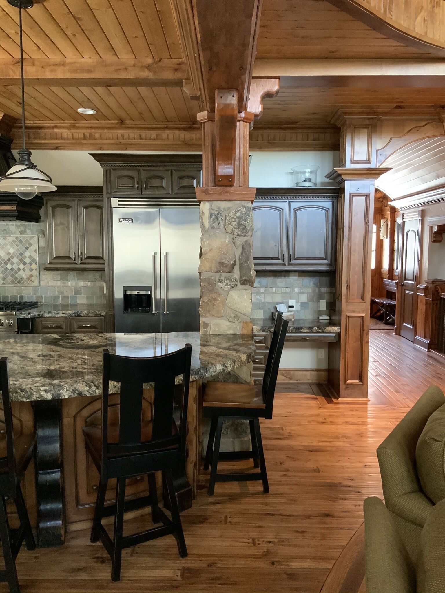 Exclusive Waterfront Cabin on Island Park reservoir with Private dock