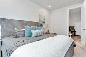Townhome, 6 Bedrooms - Family Fun Getaway #2333 5 Bedroom Townhouse by RedAwning (Washington)