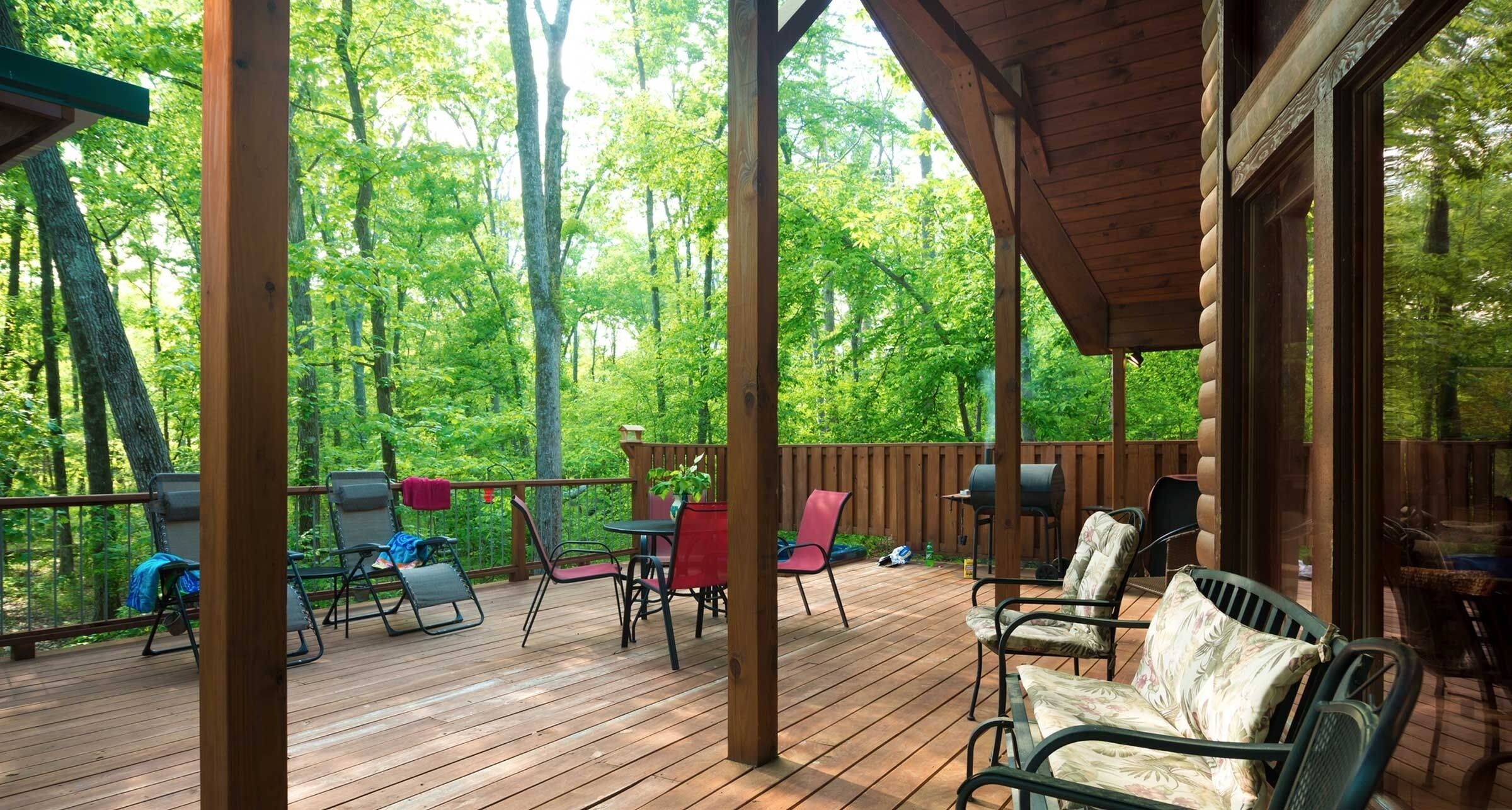Deer Trail Includes Sunken Hot Tub and Wood Fireplace by Redawning