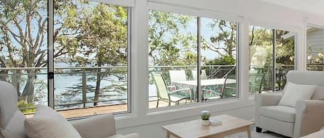 Smart TV, ping pong, books