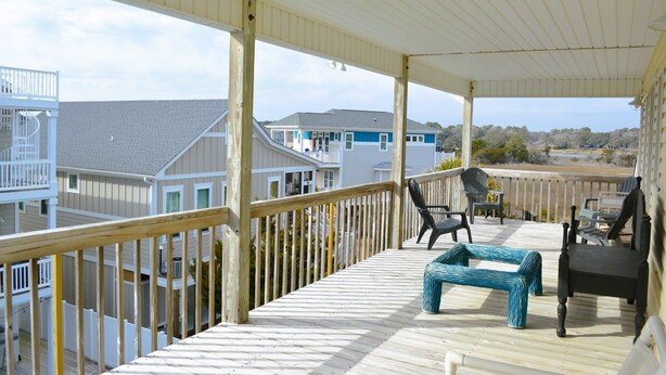 House, 4 Bedrooms | Property grounds
