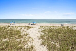 House, 4 Bedrooms | Beach | On the beach
