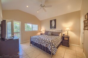 House, 4 Bedrooms | 4 bedrooms, iron/ironing board, free WiFi - Silver Spur Rr 944016 4 Bedroom Home by RedAwning (New Braunfels)