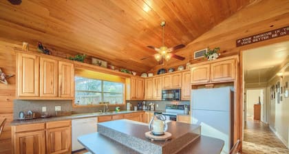 Wagon Wheel Rr9084ww 3 Bedroom Home by RedAwning
