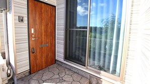 Unclassified image, 4 of 41, button - Hotel Southern Suite Kugai (Miyakojima)