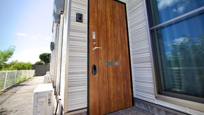 Unclassified image, 3 of 41, button - Hotel Southern Suite Kugai (Miyakojima)