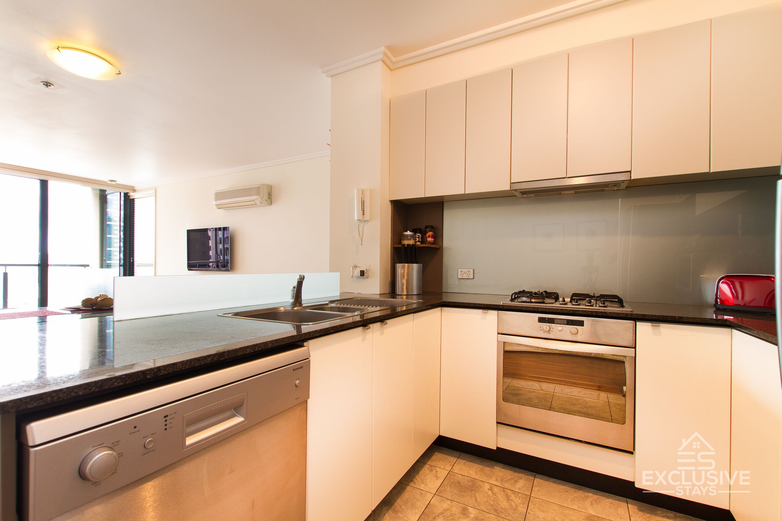 Exclusive Stays - Sentinel II — image 21