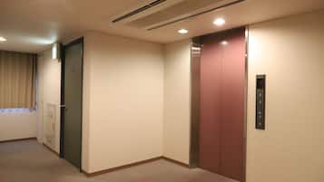 Elevator