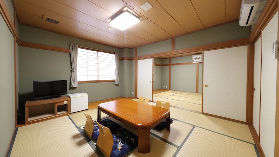 Smile Hotel Takaoka Ekimae