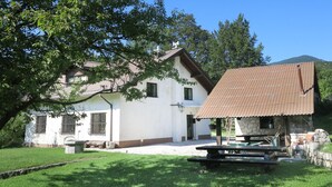 Fachada de la propiedad
