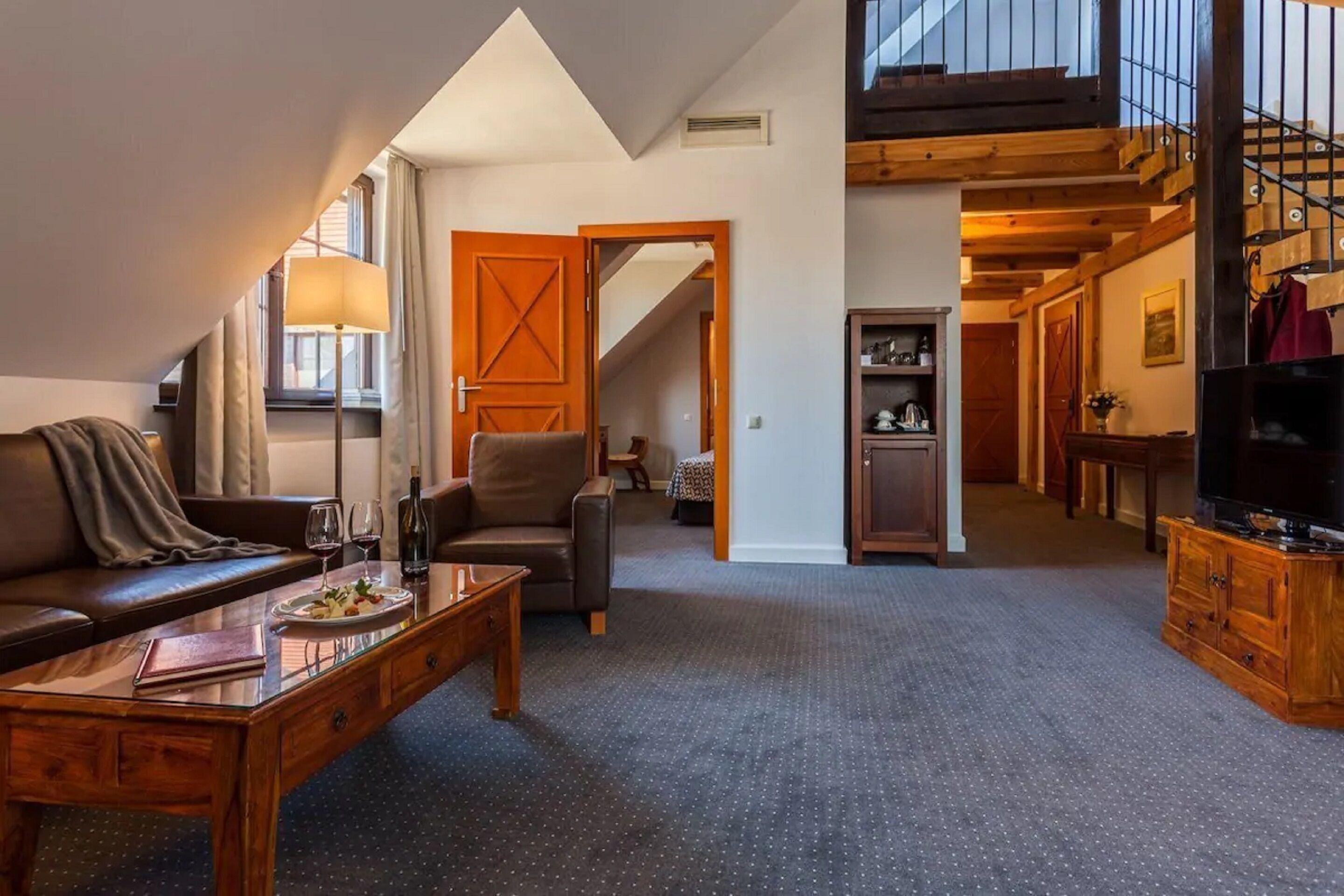 senior apartment | living area | flat-screen tv