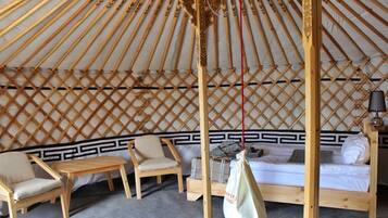 Traditional Double or Twin Room | Egyptian cotton sheets, premium bedding, down comforters