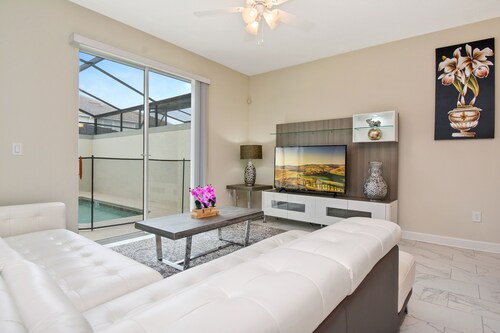 Four Bedroom close to Disney w/ Pool 4898