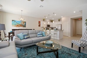 聯排別墅, 4 間臥室 | 客廳 | 60 吋智能電視連有線電視頻道、電視、Netflix