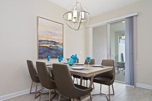 Dining - Four Bedroom Close to Disney w/ Screened Pool @StoreyLake 4910 (Kissimmee)