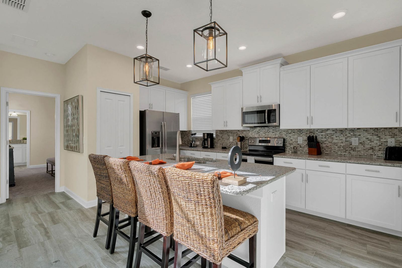 Casa, 5 habitaciones | Cocina privada | Refrigerador con congelador, microondas, horno y parrilla de estufa 