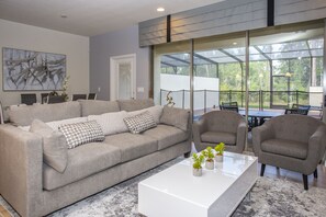 Townhome, 5 Bedrooms | Living room