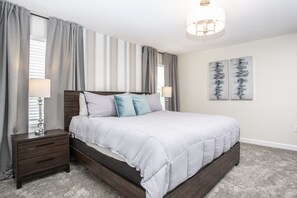 타운홈, 침실 4개 | 객실 내 금고, 각각 다른 스타일의 인테리어, 각각 다르게 가구 비치, 책상