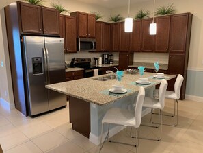 Townhome, 4 Bedrooms | Private kitchen | Full-sized fridge, microwave, oven, stovetop - Splendid Four Bedroom Home w/ Pool @Festival 154 (Davenport)