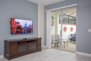 聯排別墅, 5 間臥室 | 電視