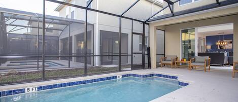 House, 5 Bedrooms | Private pool