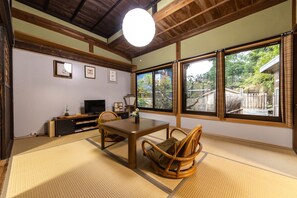Japanese Style Room for 8 Guests, Non Smoking