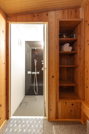 Douche de la salle de bain