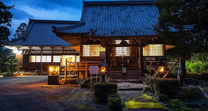 Temple Hotel Daitaiji