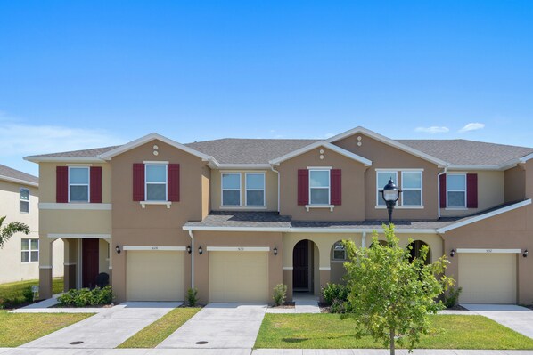 Front of property - Four Bedrooms TownHome Compass Bay Resort 5130 (Kissimmee)