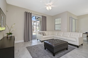 60-inch Smart TV with cable channels, TV, Netflix - Family Friendly 4Bd PV Pool @ Storey L Resort 4896 (Kissimmee)