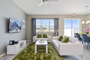 Living room - 4 Bd Sleeps 10 w/ GameRoom Close to Disney 5147 (Kissimmee)