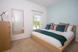 聯排別墅, 4 間臥室 | 客房內保險箱、獨特裝潢、布置獨特、書桌