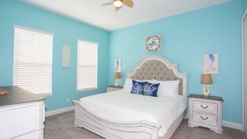 Caja de seguridad en la habitación y decoración personalizada