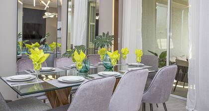 Gorgeous 4 Bedroom w/ Pool Close to Disney 4836