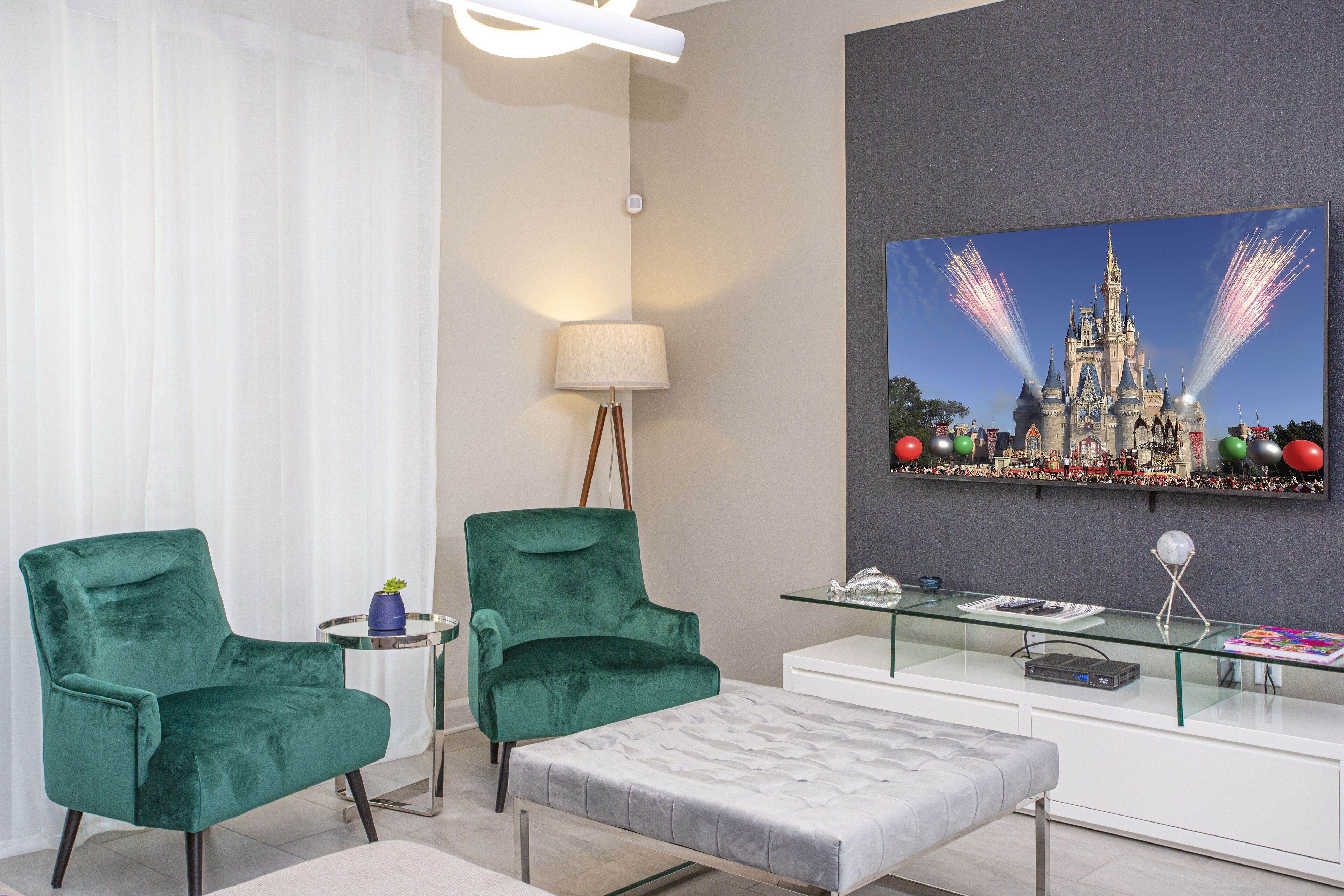 Townhome, 4 Bedrooms | Living area | 60-inch Smart TV with cable channels, TV, Netflix